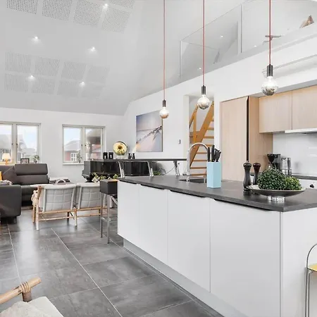 0244-romo-lakolk-244 Nyaraló *